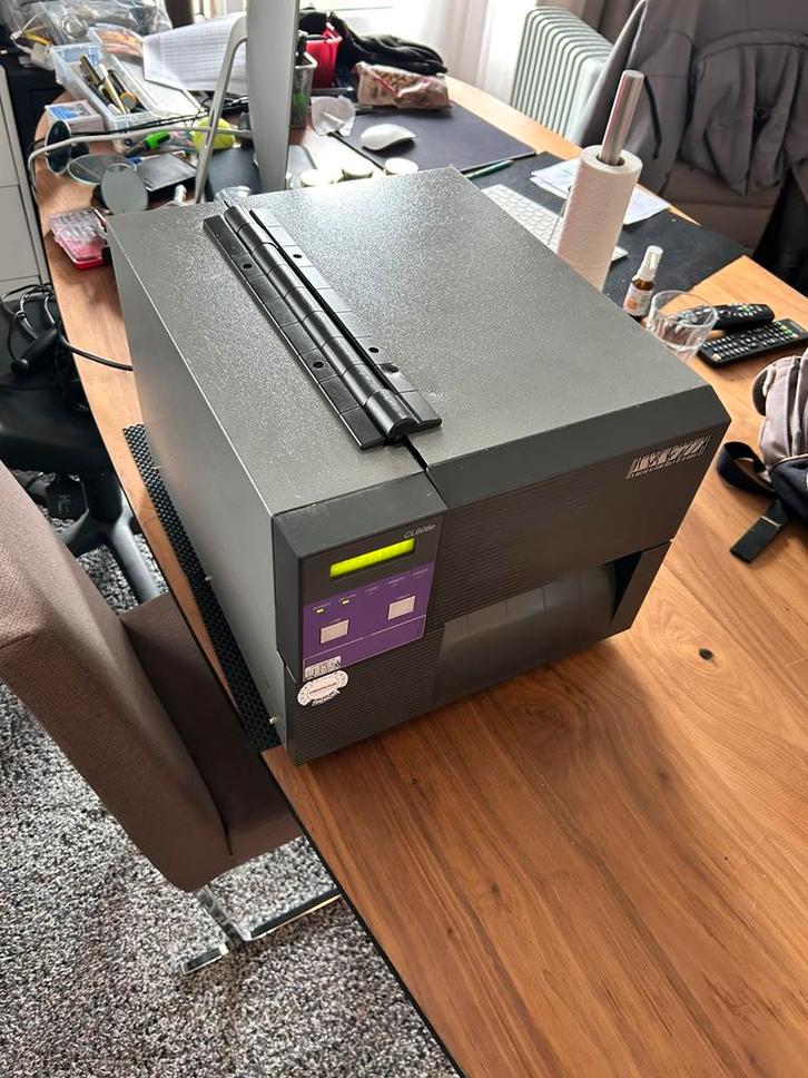 Etiqueteuse professionel Sato barcode printer cl608e, Informatique & Logiciels, Étiqueteuses, Comme neuf, Étiquette, Enlèvement