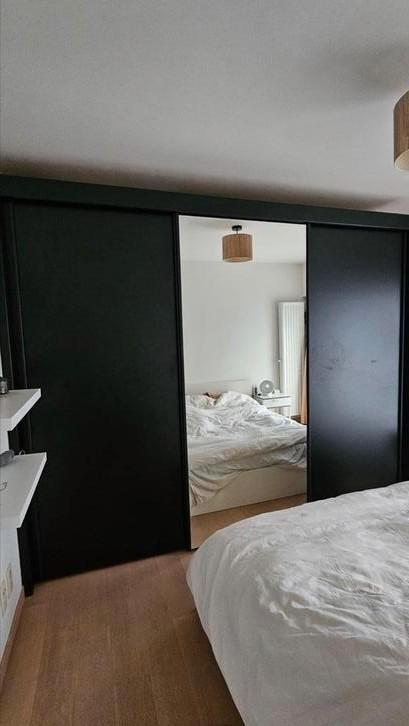 Zwarte garderobekast schuifdeuren met spiegel, Huis en Inrichting, Kasten | Kleerkasten, Gebruikt, Ophalen
