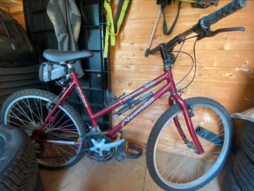 Vélo  beschikbaar voor biedingen