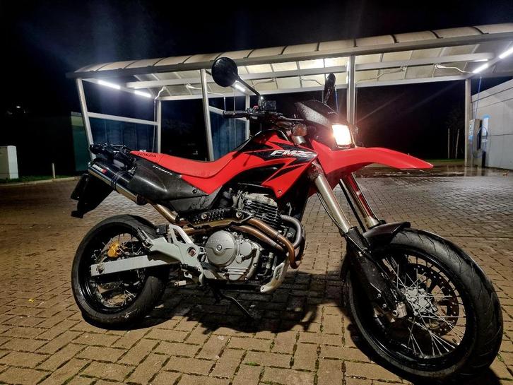 Honda FMX 650 Supermotard, Motoren, Motoren | Honda, Particulier, SuperMoto, 12 t/m 35 kW, 1 cilinder, Minimaal motorrijbewijs A2
