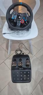 Logitec stuurwiel en pedaal Nieuw twee keer bediend op ps5