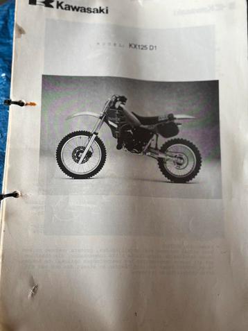 Kawasaki : voorstelling ‘techniek’ 125,250 en 500 beschikbaar voor biedingen