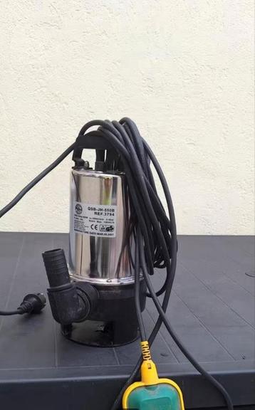 12000 l/h dompelpomp, kelderstofzuiger beschikbaar voor biedingen