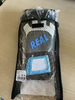 Keepershandschoenen Real maat 8,5, Sport en Fitness, Voetbal, Ophalen of Verzenden, Nieuw, Handschoenen
