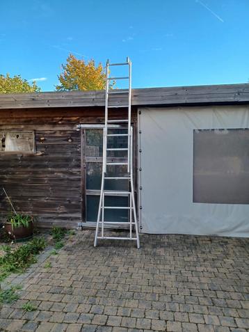 Ladder solide alu 2x8treden uitschuifbaar 4m hoog pr100euro beschikbaar voor biedingen