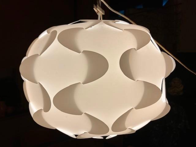 Vintage Hanglamp Ikea Fillsta Wit, Huis en Inrichting, Lampen | Hanglampen, Zo goed als nieuw, 50 tot 75 cm, Kunststof, Ophalen of Verzenden