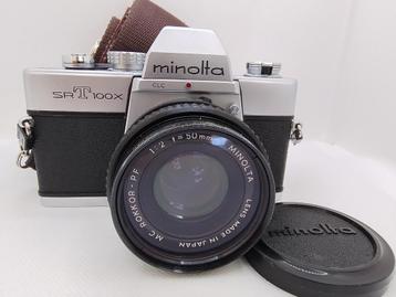 Minolta SRT 100X camera met een 50 mm Rokkor-lens 1:2