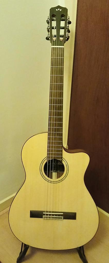 Klassieke gitaar Cordoba Fusion 5 met Fishman, Muziek en Instrumenten, Snaarinstrumenten | Gitaren | Akoestisch, Zo goed als nieuw