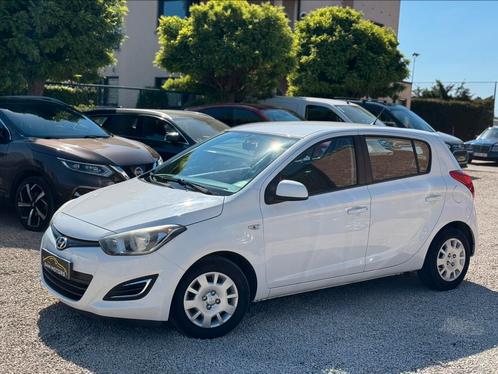 Hyundai i20 1.1 CRDi *Airco* 1 Jaar garantie, Auto's, Hyundai, Bedrijf, Te koop, i20, ABS, Airbags, Airconditioning, Boordcomputer