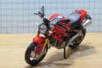 Ducati Monster 696 red 2011 1:12 31189, Hobby & Loisirs créatifs, Voitures miniatures | 1:5 à 1:12, Moteur, Enlèvement ou Envoi