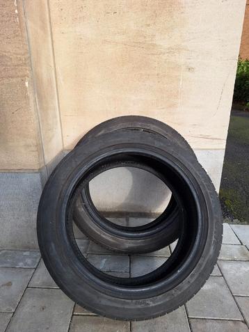2 pneus Bridgestone 225/45 17R beschikbaar voor biedingen