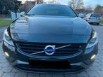 Volvo V602.0 D4 Momentum R-Design Geartronic, Autos, Volvo, Cuir, Euro 6, Entreprise, Noir