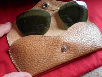 nieuwe polaroid zonnebril en 1 vintage rayban beschikbaar voor biedingen