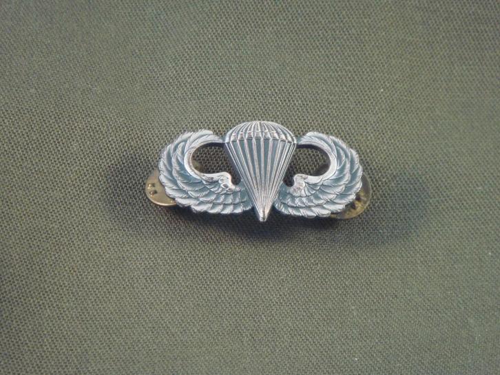 USA MISC # 4 - BASIC PARACHUTIST BADGE, Verzamelen, Militaria | Algemeen, Embleem of Badge, Ophalen of Verzenden