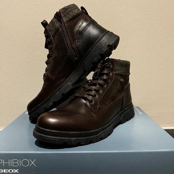 Chaussures Geox U Clintfordb taille 43 beschikbaar voor biedingen