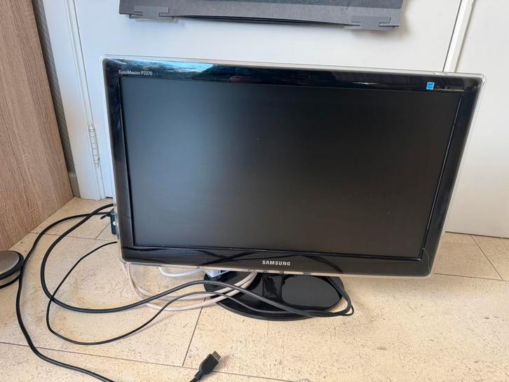 Samsung SyncMaster P2370 monitor 23” incl. kabels, Computers en Software, Monitoren, Zo goed als nieuw, HDMI, Gaming, Ophalen of Verzenden