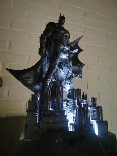 Batman Arkham Knight especial edition, Verzamelen, Beelden en Beeldjes, Zo goed als nieuw, Ophalen