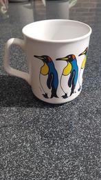 Tasse avec des pingouins. Nouveau, Tasse(s) et/ou soucoupe(s), Autres styles, Enlèvement ou Envoi, Porcelaine