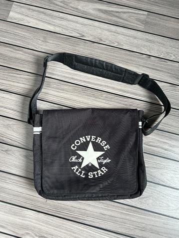 Converse All Star Messenger Bag – Retro tas in topstaat! beschikbaar voor biedingen