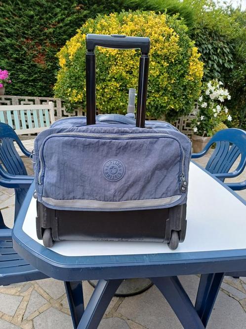 Trolley Kipling - couleur bleu, Handtassen en Accessoires, Tassen | Schooltassen, Gebruikt, Blauw, Ophalen of Verzenden