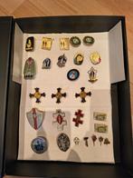 Religieuze pins, Ophalen