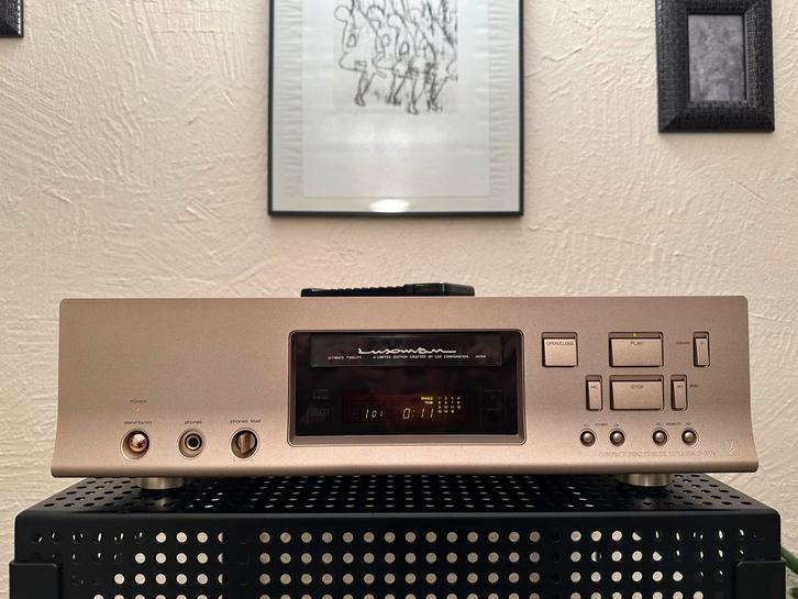 LUXMAN D600S cd-speler met een HDCD-decoder, Audio, Tv en Foto, Cd-spelers, Zo goed als nieuw, Overige merken, Ophalen of Verzenden
