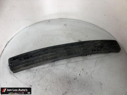 Audi A4 B5 8D0 bumperrooster midden, Auto-onderdelen, Overige Auto-onderdelen, Audi, Gebruikt, Ophalen of Verzenden