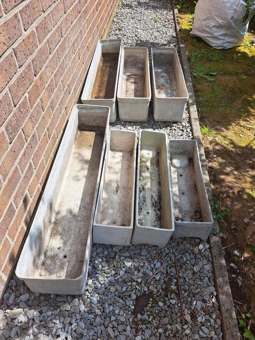 Verschillende stenen plantenbakken... er zijn er 6 over, all, Tuin en Terras, Kweekspullen, Gebruikt, Ophalen