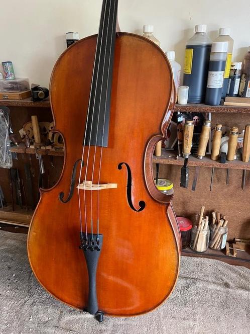 LOCATION : Violoncelle de lutherie toutes tailles, Musique & Instruments, Instruments à cordes frottées | Violoncelles, Comme neuf