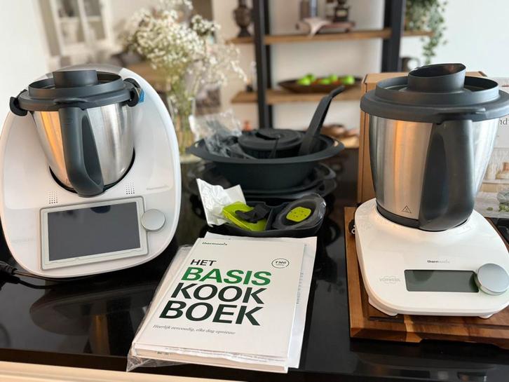 Thermomix 6 avec thermofriend + bole suppl - état neuf, Electroménager, Mélangeurs de cuisine, Comme neuf, Enlèvement