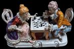 schaakspelend koppel., Antiquités & Art, Antiquités | Porcelaine, Enlèvement