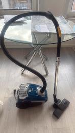 L’aspirateur avec trois sacs, Electroménager, Aspirateur, Sac à poussière, Enlèvement, Utilisé