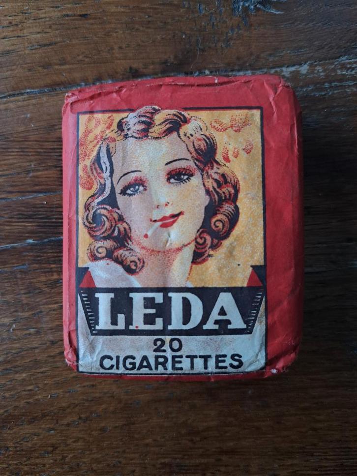 Paquet de cigarettes Leda Vander Elst, Collections, Marques & Objets publicitaires, Enlèvement ou Envoi