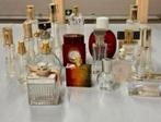 21 parfum fles flesjes parfumfles parfumflesjes verzameling, Verzamelen, Ophalen of Verzenden, Zo goed als nieuw, Parfumfles