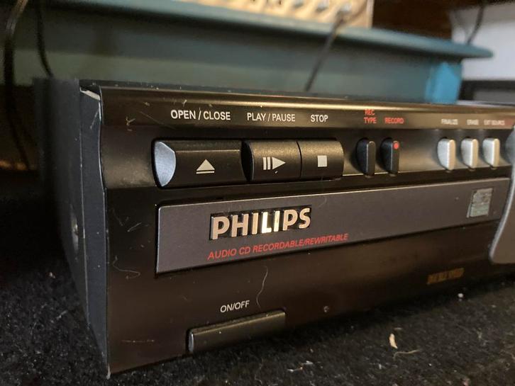 PHILIPS CDR 775. PHILIPS CD-WRITER-SPELER, Audio, Tv en Foto, Cd-spelers, Zo goed als nieuw, Ophalen of Verzenden