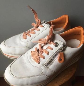 Witte sneakers 37,5 Remonte Soft Feel met veters en rits