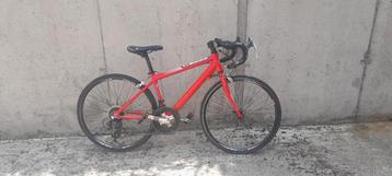 K-lite 24 inch koersfiets rood kinderen  beschikbaar voor biedingen