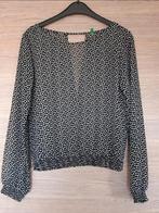 Benetton zwarte blouse met kleine witte hartjes maat XS, Kleding | Dames, United colors of Beneton, Zwart, Ophalen of Verzenden