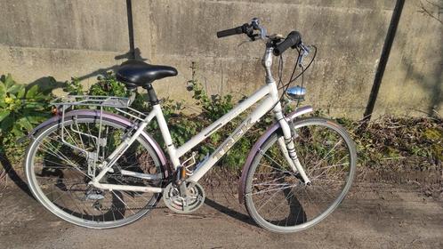 Damesfiets Trek Aluminium 28 inch goede staat, Fietsen en Brommers, Fietsen | Dames | Damesfietsen, Zo goed als nieuw, Versnellingen