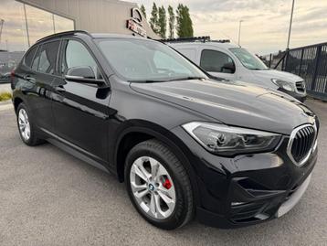 BMW X1 1.5 Xdrive25 hybride 1st eig ohboek leer Xenon camera, Entreprise, Carnet d'entretien, 1820 kg, Noir