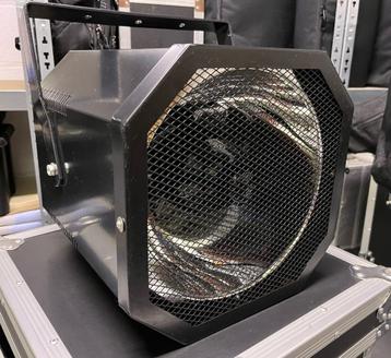 UV Blackgun 400W EUROLITE+ flightcase (Etat NEUF) beschikbaar voor biedingen