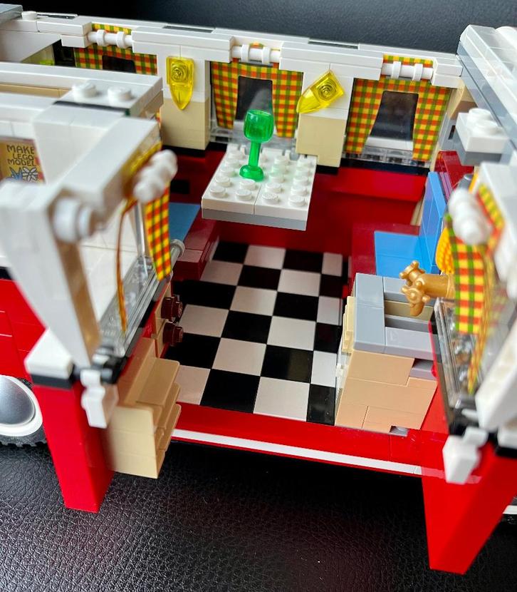 Lego 10220 Volkswagen T1 iconische Mobilhome uit de sixties, Kinderen en Baby's, Speelgoed | Duplo en Lego, Gebruikt, Lego, Complete set