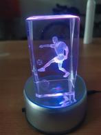 Kristalglazen laserblok voetballer met lamp, Antiek en Kunst, Ophalen of Verzenden