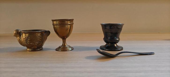 Eierdopjes 5€/st koper en zilver, Huis en Inrichting, Keuken | Servies, Zo goed als nieuw, Overige stijlen, Overige materialen