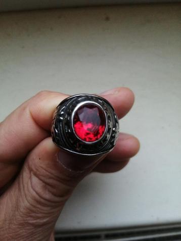 Commander's ring van de Ku Klux Klan (VS) beschikbaar voor biedingen