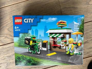 LEGO 40578 Broodjeswinkel - nieuw beschikbaar voor biedingen