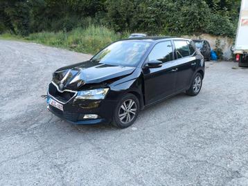 Skoda Fabia 2020 35000 km accidenté  beschikbaar voor biedingen