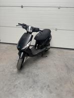 piaggio zip 2-takt GEEN PAPIEREN, Fietsen en Brommers, Scooters | Piaggio, Ophalen, Zip