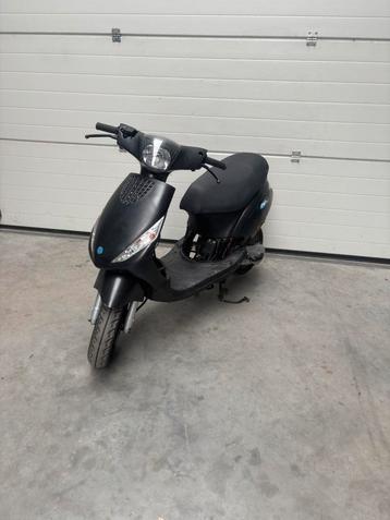 piaggio zip 2-takt GEEN PAPIEREN, Ophalen, Zip