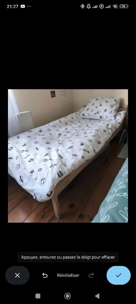 Lit enfant Ikea, Enfants & Bébés, Chambre d'enfant | Lits, Comme neuf, 140 à 160 cm, 70 à 85 cm, Sommier à lattes, Matelas, Enlèvement